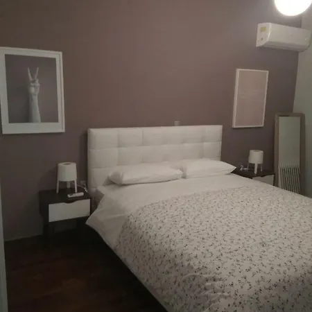 Apartment Athenian Luxury Apartment, Near Metro Station Chalandri, Nu 2 Athens