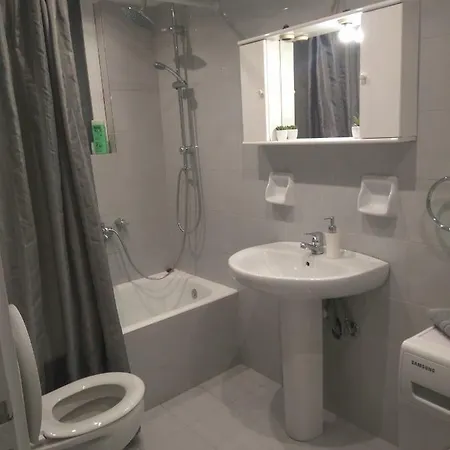 Athenian Luxury Apartment, Near Metro Station Chalandri, Nu 2 Διαμέρισμα *
